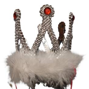 KORONA Z BIAŁYM PUSZKIEM